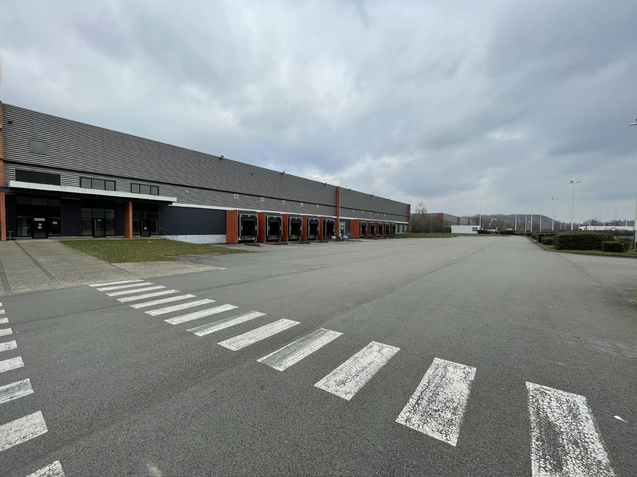 Entrepôt classe a Dourges 12130m² Location entrepôt classe a Dourges Pas-de-Calais OLLOG2201908 3